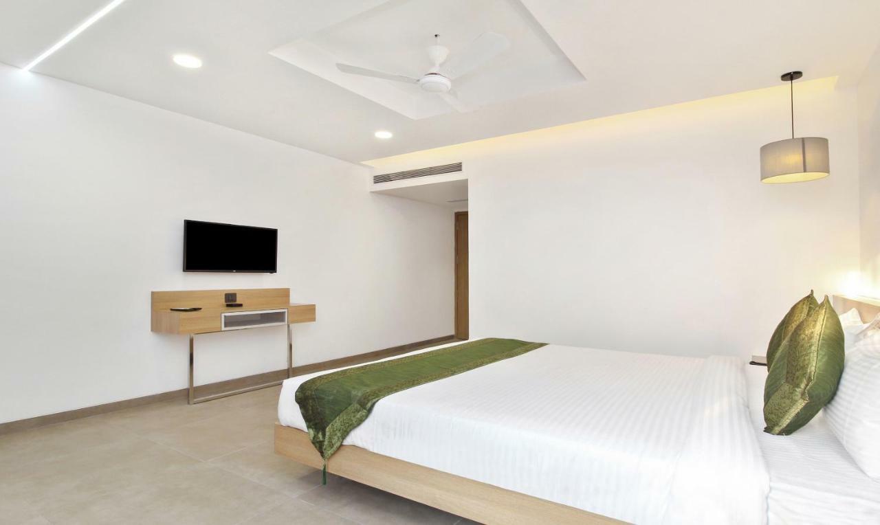 Treebo City Inn Сатара Екстериор снимка