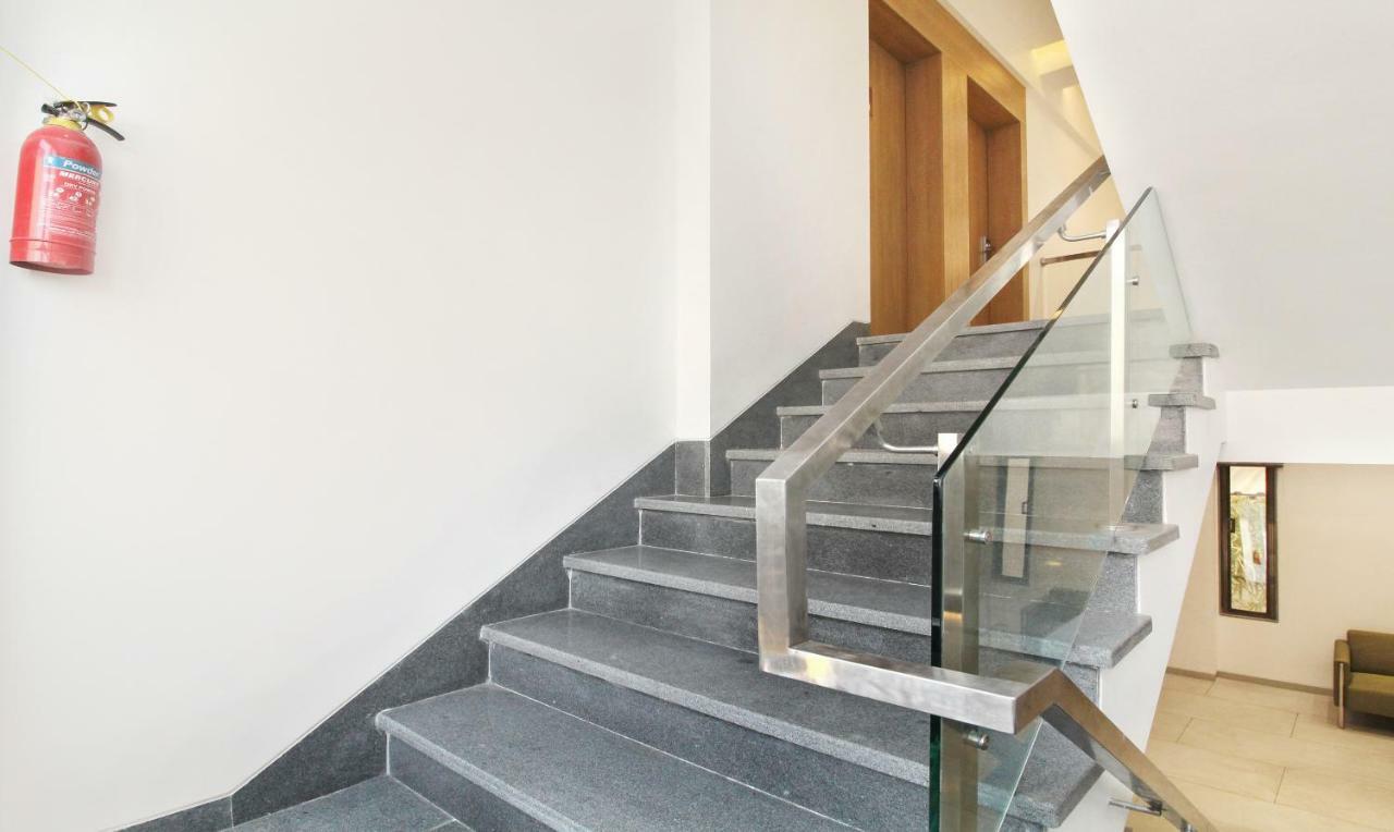 Treebo City Inn Сатара Екстериор снимка
